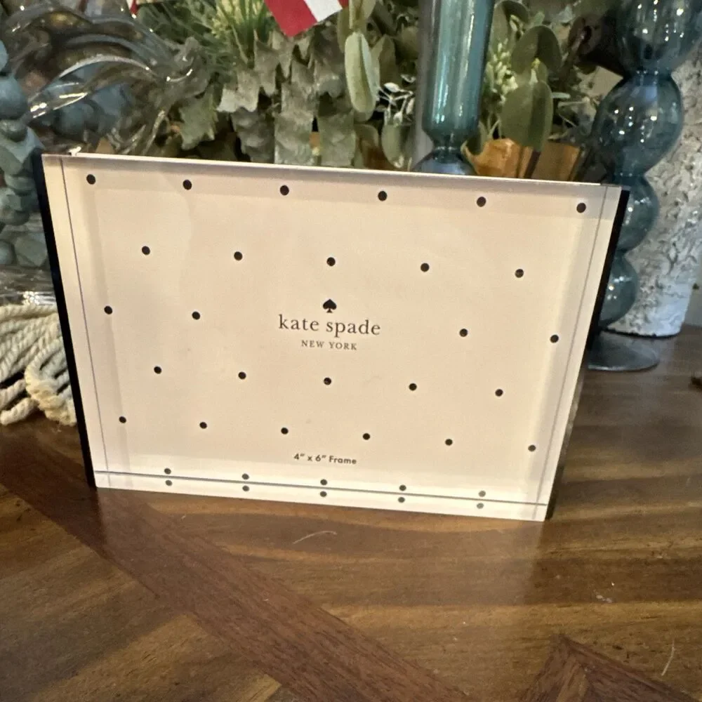 kate spade new york Black Stripe 4x6 Photo Frame Glass Wall Mounted SKU#135635